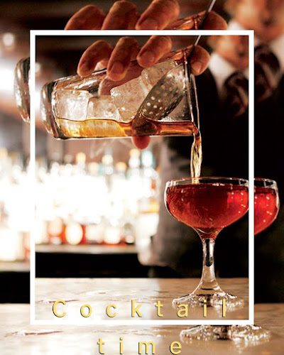 ул. „Иван Вазов“ 3 под УниКредит Булбанк, вход откъм, ул. „Вихрен“, 2600 Дупница