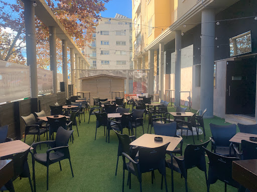 El Corner - Sport Bar