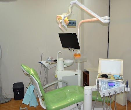 Klinik Gigi BE Smile Dental Care Kelapa Gading, Author: nana priyatna