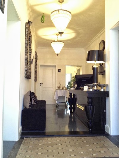 Photos of VillaAdel.es designrooms