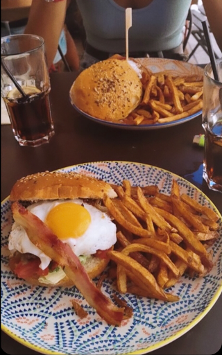 Photo 3 - La Place - Burger Bar