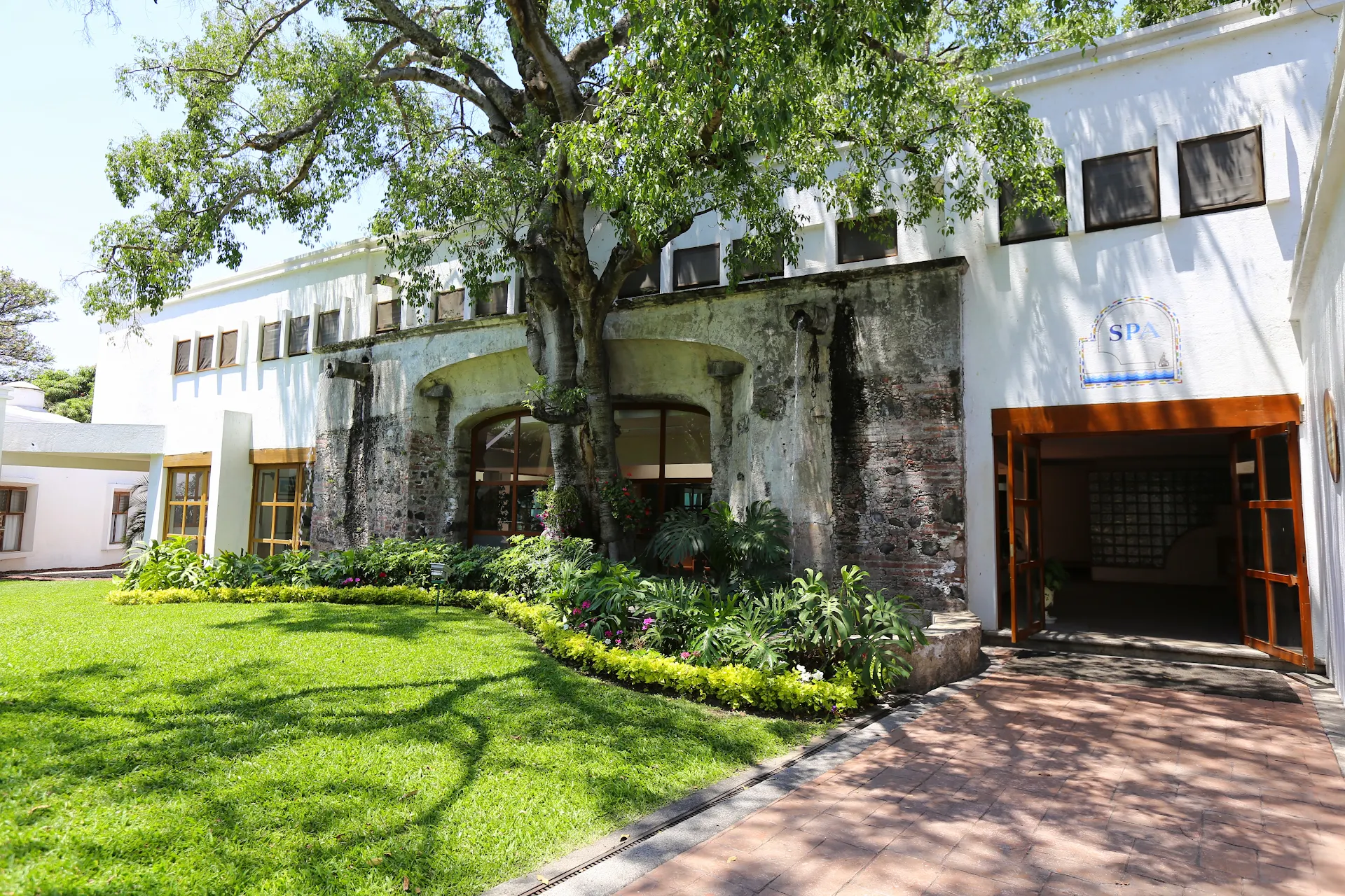 HOTEL HACIENDA COCOYOC