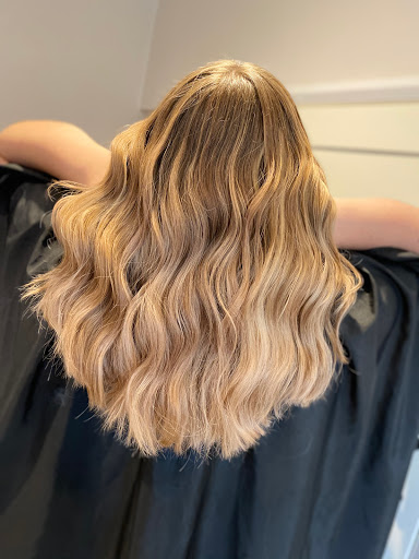 Esme Mobile Hair - Thumbnail