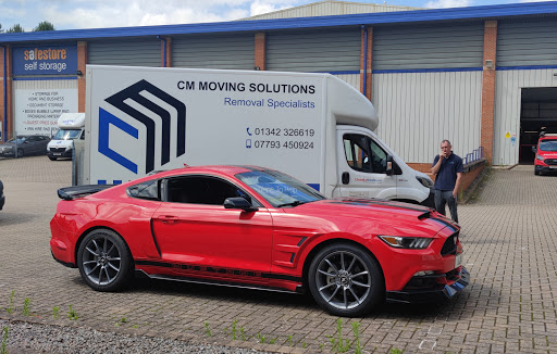 CM MOVING SOLUTIONS - Visual