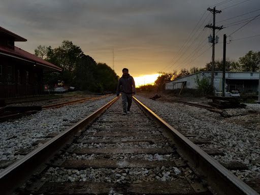 550 Trackside - Visual