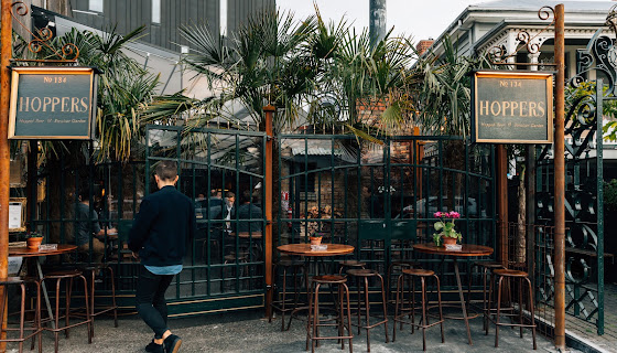 Hoppers Garden Bar