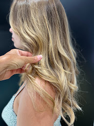 Photo n°19 de L'artisan Coiffeur à Hyères (Salon de coiffure)