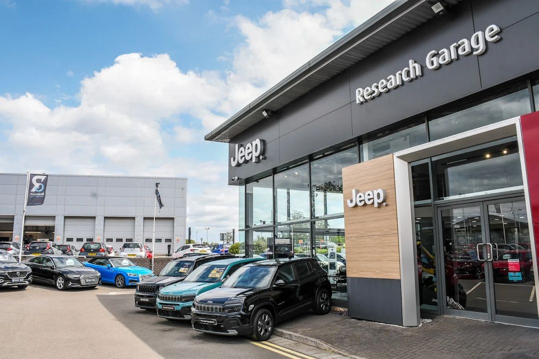 Jeep Research Garage Nuneaton