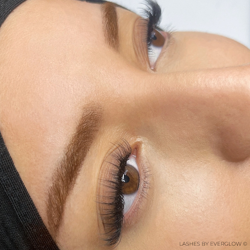 Everglow by Semira | Lashextensions | Permanent Make-up - Thumbnail