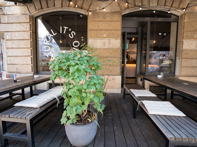 Stripped Pizza Seefeld — photo