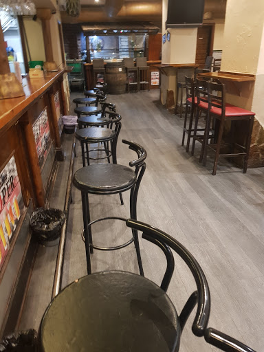 Bar Cooper - Visual