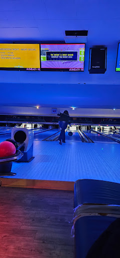 Mountaineer Bowling Lanes - Thumbnail