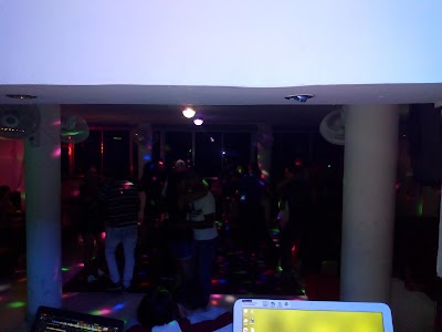 bar