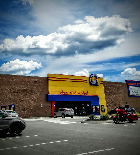 Smitty's Cinema Topsham Gallery - United States