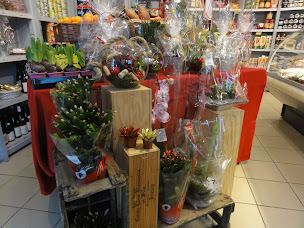 Photo n°38 de Le Migeen à Migé (Épicerie)