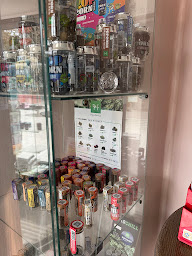 Photo n°17 de Tabac Les Arcades à Garches (Bar à vin)