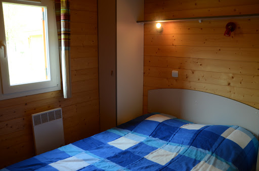 Photo de Camping Le Pont D'Allagnon à Lempdes-sur-Allagnon (43410)