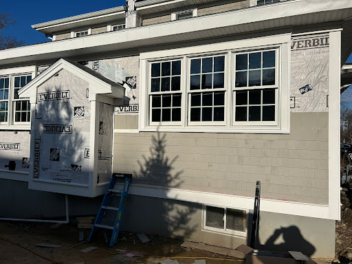 Quinde's General contractor