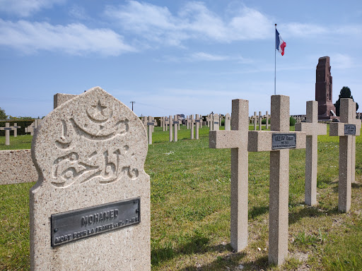 sezanne french military cemetery - Thumbnail