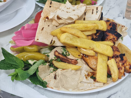 Azzam Restaurant - Visual
