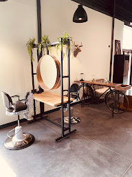 Photo n°8 de L'Atelier du Ciseau - Grand-Quevilly à Le Grand-Quevilly (Barbier)