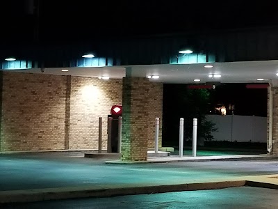 Bank of America (with Drive-thru ATM)