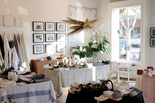 Huddleson Linens - Thumbnail