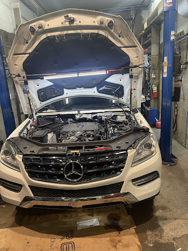 Antonio's Auto Repair Shop