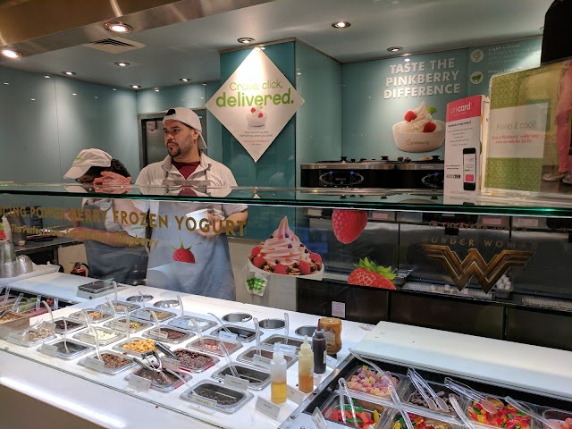 Pinkberry Columbus Circle