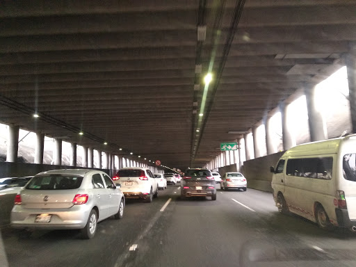 Anillo Periférico Blvd. Manuel Avila Camacho - Fuente de Petróleo