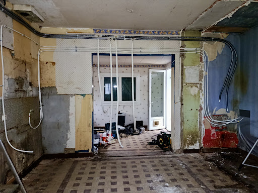 Poursuite des travaux à La Teste-de-Buch où nous...