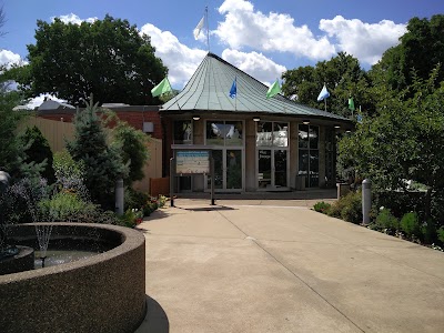 Photos of National Aviary
