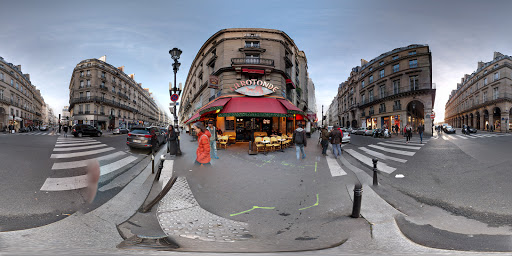PHARMACIE DES PYRAMIDES