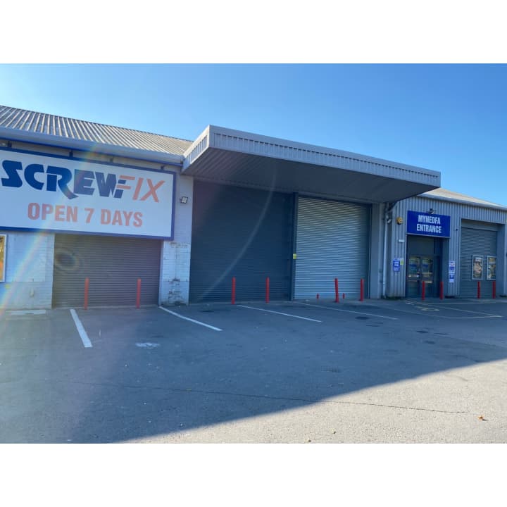 Screwfix Cardiff - Grangetown photo 2