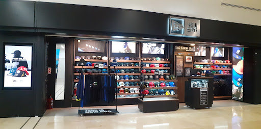 New Era Aeropuerto Cancún