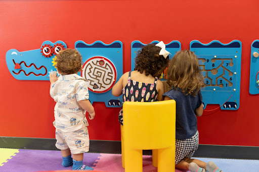 JUMPY LAND - Visual