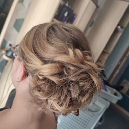 Photo n°5 de ton hair de beauté à Beauvais (Salon de coiffure)