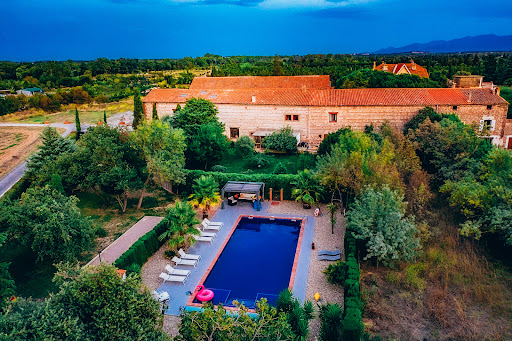 Photo de Gîtes le Mas Ratéro Thuir avec piscine à Thuir (66300)