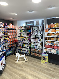 Photo n°4 de 💊 PHARMACIE DES HALLES I Versailles à Versailles (Pharmacie)