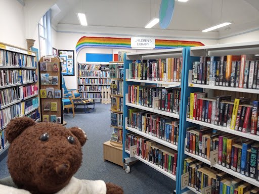 Oundle Library - Visual