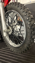 Photo n°9 de BRI MOTORS à Bron (Magasin de pièces et d'accessoires pour motos)