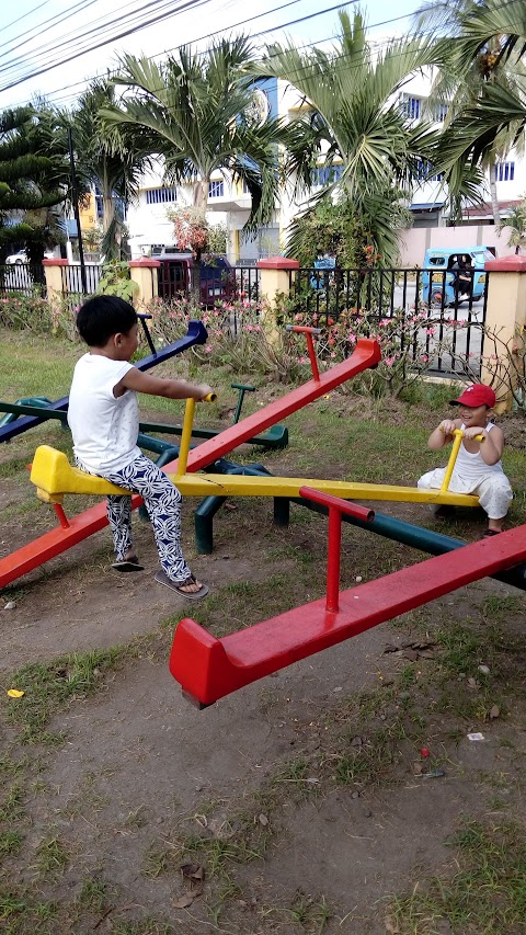 jongkang jongket in english