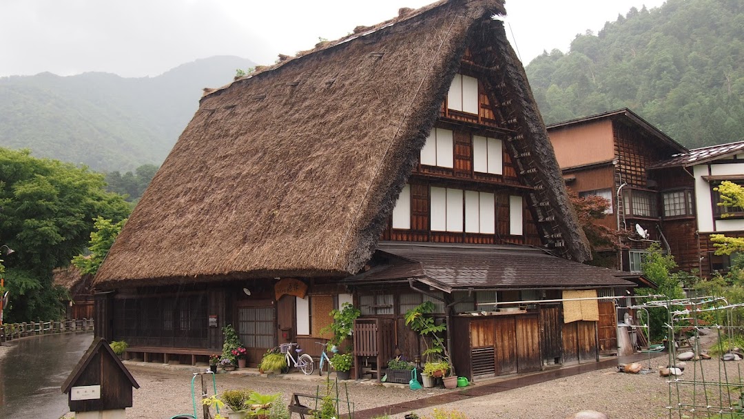 源作 白川郷かやぶき民宿 公式 合掌の宿