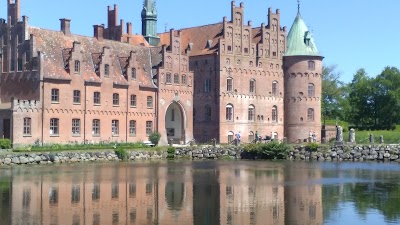 Photos of Egeskov Park and Gardens
