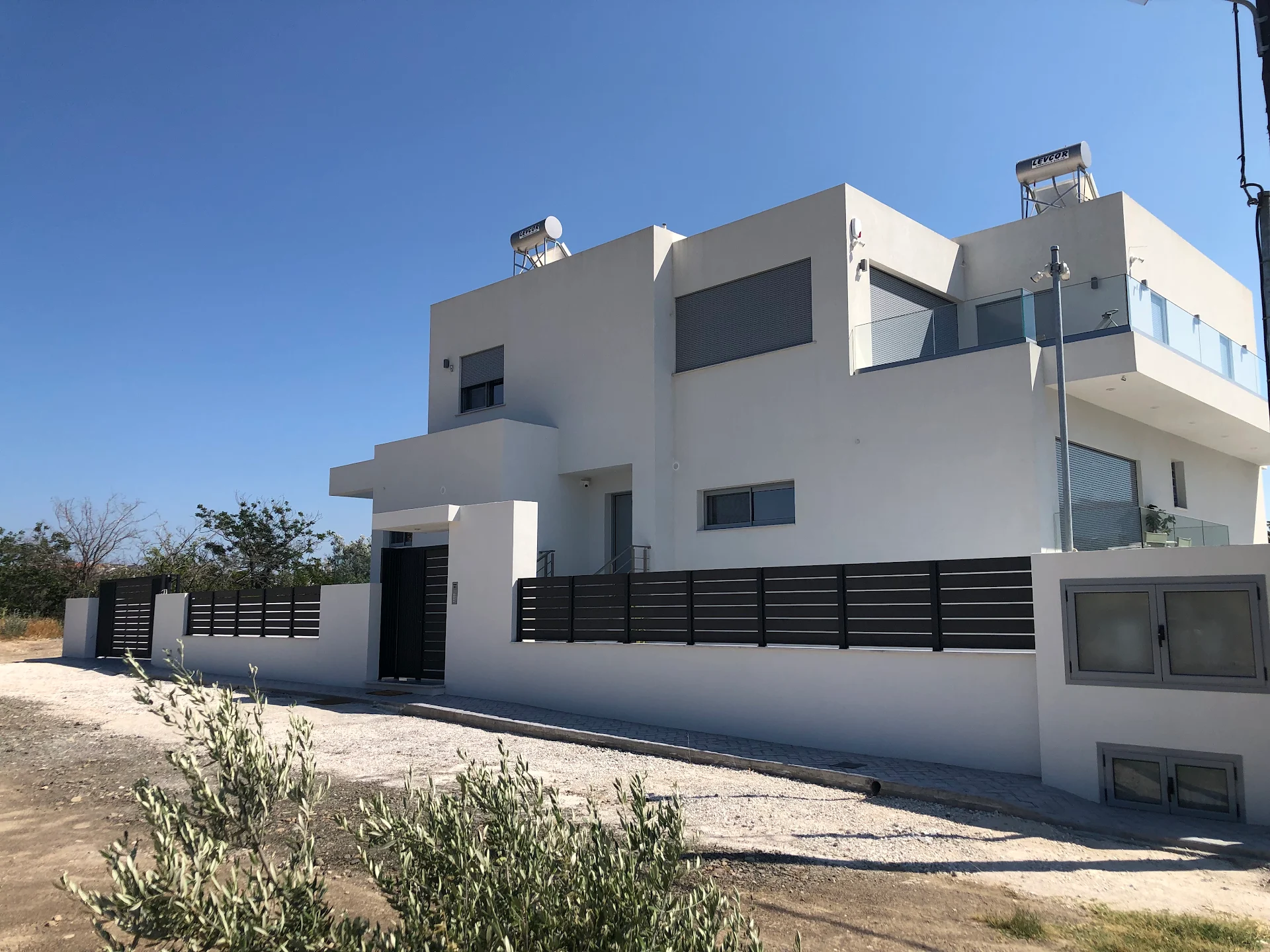 Toska Residence
