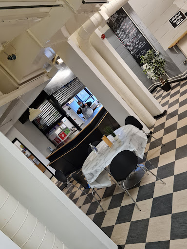 The Complex Cafe - Visual