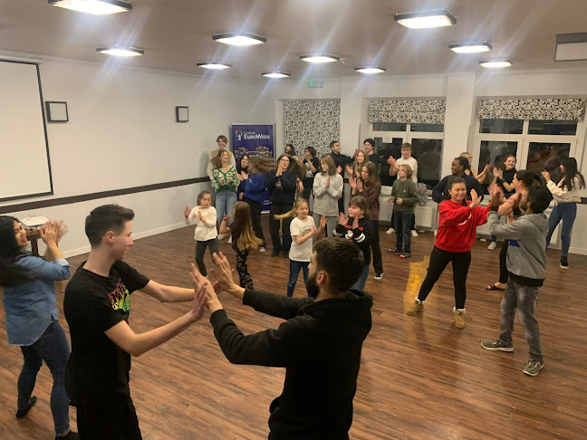 British's Cool! | Obozy i Kolonie Rekreacyjno- Językowe - Szkoła językowa