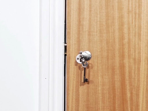 Locksmith R US - Visual
