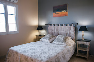 Photo n°18 de La Maison De Nathalie à Les Mayons (Appartement de vacances)