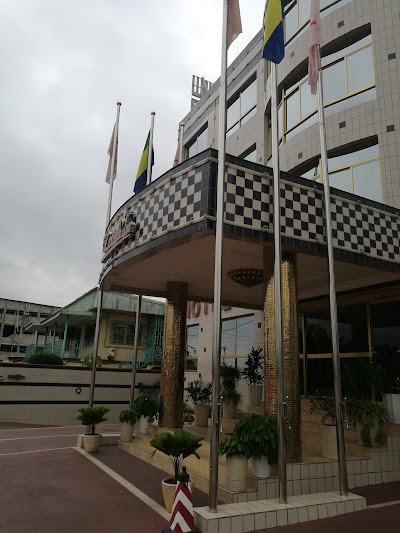 Photos of L'ETOILE D'OR
